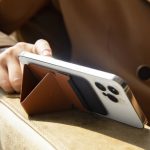 201217_moft-Snap-On-Phone-Stand-Wallet_001