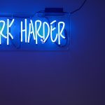 210606_work-hard_001