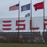 230114_teslas-solar-factory_0001