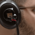 240530_AI-headphones_00001